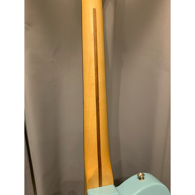 Fender(フェンダー)のFender Deluxe NASHVILLE TELE Daphne Blue 楽器のギター(エレキギター)の商品写真