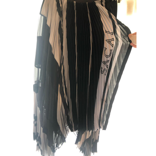 sacai 2019 プリーツスカート sacai 2019 プリーツスカート
