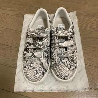 ハイク(HYKE)の専用⭐︎HYKE×adidas  パイソン柄スニーカー(スニーカー)