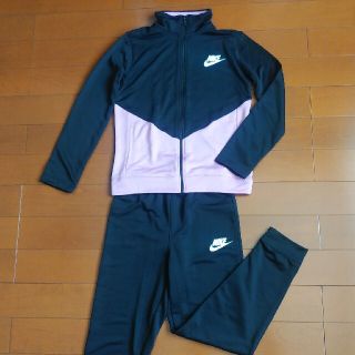 ナイキ(NIKE)のNIKEジャージ 上下160cm 女子(その他)