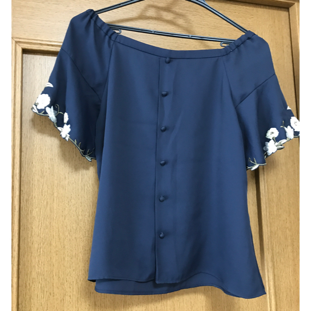Apuweiser-riche - 袖刺繍ブラウスの通販 by サクとも✨値段交渉