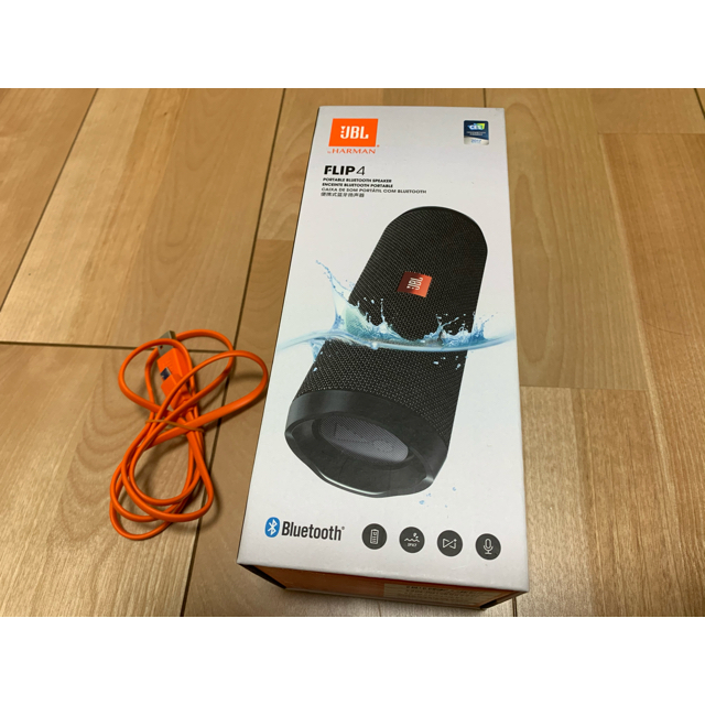 ジェイビーエル JBL FLIP4 黒　Bluetooth ポータブルスピーカー スマホ/家電/カメラのオーディオ機器(スピーカー)の商品写真