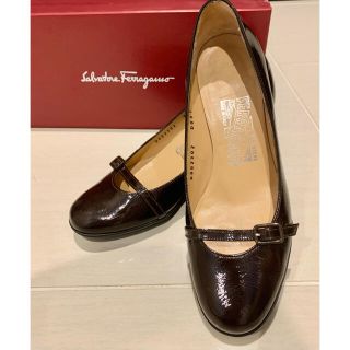 フェラガモ(Ferragamo)のパンプス　ヒール　靴(ハイヒール/パンプス)