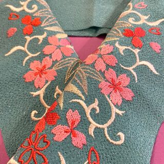 フリフ(ふりふ)の撫松庵　刺繍半衿　ターコイズブルー(和装小物)