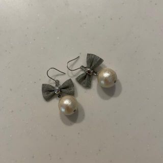 リボン ピアス(ピアス)