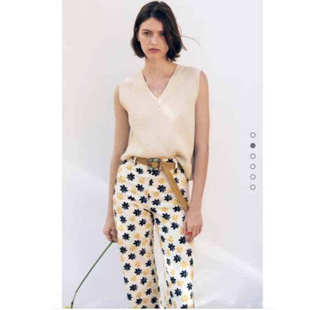 ZARA(ザラ)の【ZARA】ニットベスト レディースのトップス(ベスト/ジレ)の商品写真