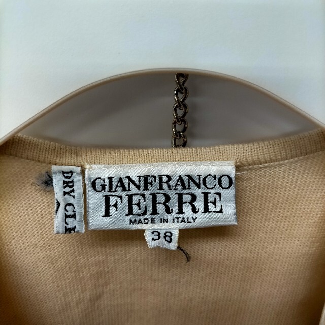 Gianfranco FERRE(ジャンフランコフェレ)のGIANFRANCO FERRE カシクールニット レディースのトップス(ニット/セーター)の商品写真