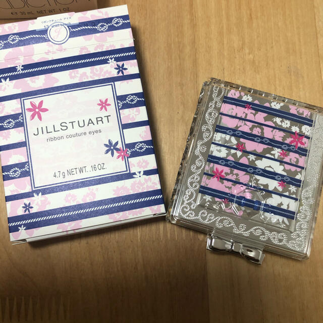 JILLSTUART(ジルスチュアート)のJILLSTUART リボンクチュール アイズ アイカラー 13 アイシャドウ コスメ/美容のベースメイク/化粧品(アイシャドウ)の商品写真