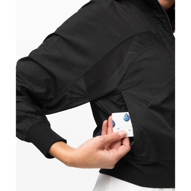 lululemon(ルルレモン)の美品！lululemon Serve It Jacket ジャケット スポーツ/アウトドアのトレーニング/エクササイズ(ヨガ)の商品写真