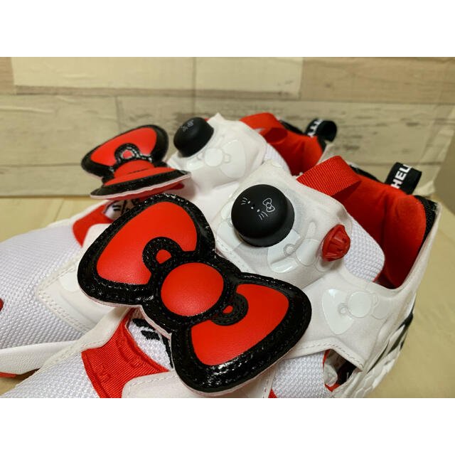 Reebok(リーボック)のReebok x Hello Kitty Insta Pump Fury OG メンズの靴/シューズ(スニーカー)の商品写真