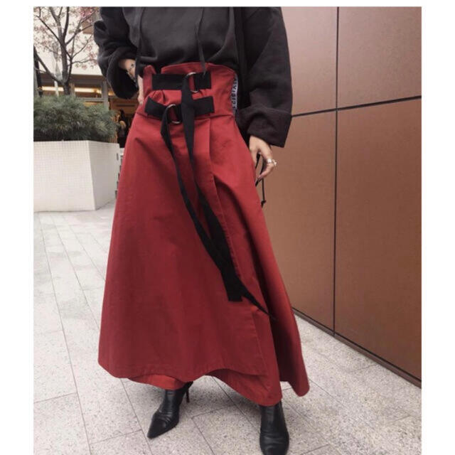 Ameri VINTAGE(アメリヴィンテージ)の【Ameri vintage】♡ DOUBLE TAPE BELT SKIRT レディースのスカート(ロングスカート)の商品写真
