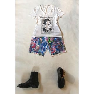 ジョンガリアーノ(John Galliano)の確認用John Galliano 定番ニュースペーパーと本人のイラストTのコーデ(Tシャツ/カットソー(半袖/袖なし))