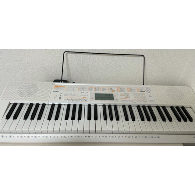 CASIO(カシオ)の【美品】CASIO 光ナビゲーションキーボード 楽器の鍵盤楽器(電子ピアノ)の商品写真