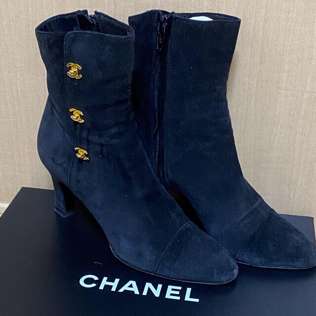 シャネル　CHANEL スエードブーティー  23cm