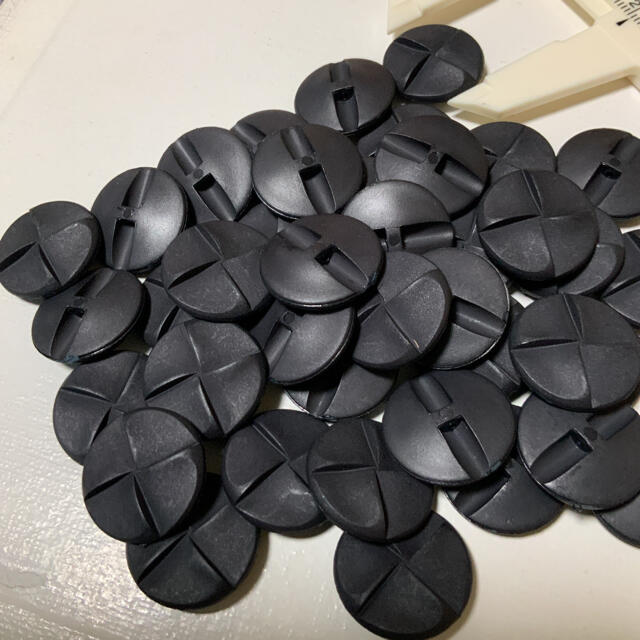 ボタン　ブラック　21㎜　15個 ハンドメイドの素材/材料(各種パーツ)の商品写真