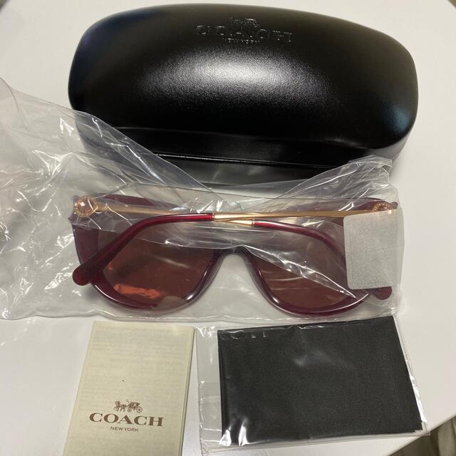 COACH(コーチ)の新品　未使用品　コーチ　サングラス レディースのファッション小物(サングラス/メガネ)の商品写真