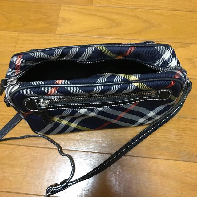 BURBERRY BLUE LABEL(バーバリーブルーレーベル)の【正規】 Burberry ショルダーバッグ レディースのバッグ(ショルダーバッグ)の商品写真