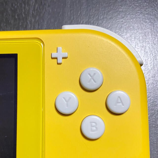 Switch  lite スイッチ　ライト本体　イエロー