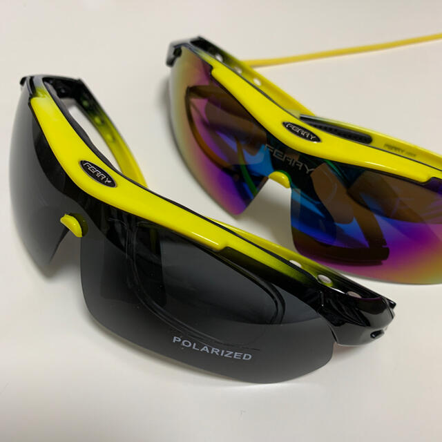 FERRY スポーツサングラス　二個セット メンズのファッション小物(サングラス/メガネ)の商品写真