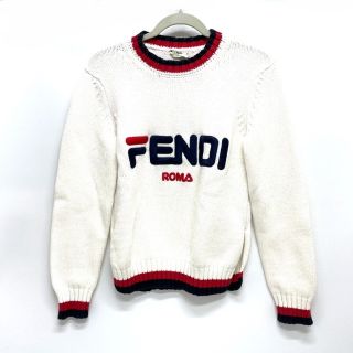 フェンディ(FENDI)のフェンディ FAE137 ロゴ プルオーバーニット ニット 長袖 ホワイト(ニット/セーター)