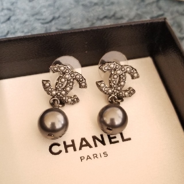 新品/取寄品 CHANEL ブラックパールピアス レディース | bca.edu.gr