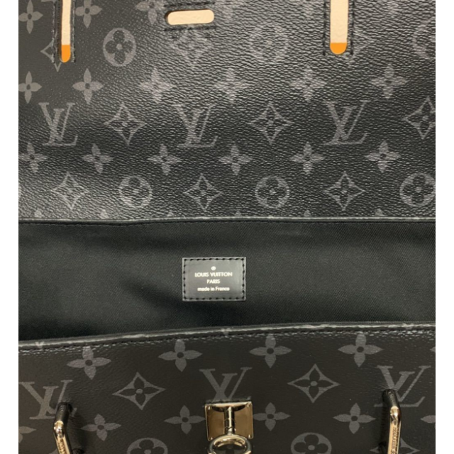 LOUIS VUITTON(ルイヴィトン)のLOUIS VUITTON ルイヴィトン リュック バックパック デイパック バ メンズのバッグ(バッグパック/リュック)の商品写真