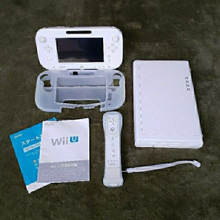 ウィーユー(Wii U)のwill U本体(32G) + wiiソフト＆マイク 各2本(家庭用ゲーム機本体)