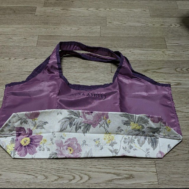 LAURA ASHLEY(ローラアシュレイ)のrui様専用　ローラ・アシュレイ　エコバッグ レディースのバッグ(エコバッグ)の商品写真