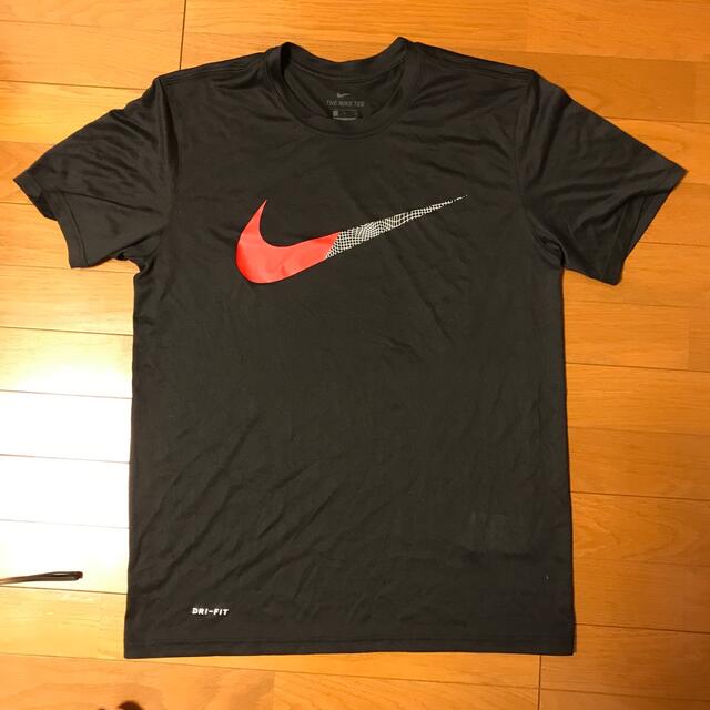 NIKE(ナイキ)のナイキ　Tシャツ　DRI-FIT Lサイズ メンズのトップス(Tシャツ/カットソー(半袖/袖なし))の商品写真