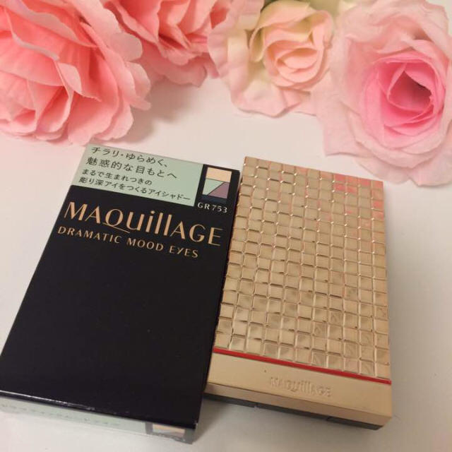 MAQuillAGE(マキアージュ)のドラマチック ムード アイズ コスメ/美容のベースメイク/化粧品(アイシャドウ)の商品写真