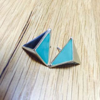 シップス(SHIPS)のShips♡三角ピアス(ピアス)