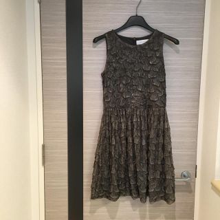 ザラ(ZARA)の♡お値下げ♡ ZARA チュールレース ワンピ カーキ(ミニワンピース)