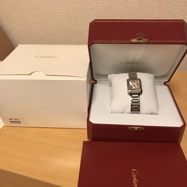 Cartier(カルティエ)のカルティエ　タンクアングレーズ レディースのファッション小物(腕時計)の商品写真