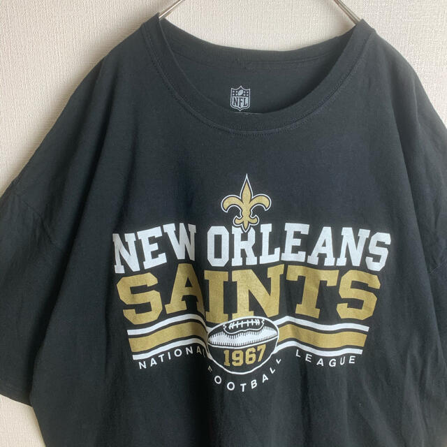 US 古着 NFL ニューオリンズ セインツ 半袖 Tシャツ 2XL 黒 メンズのトップス(Tシャツ/カットソー(半袖/袖なし))の商品写真