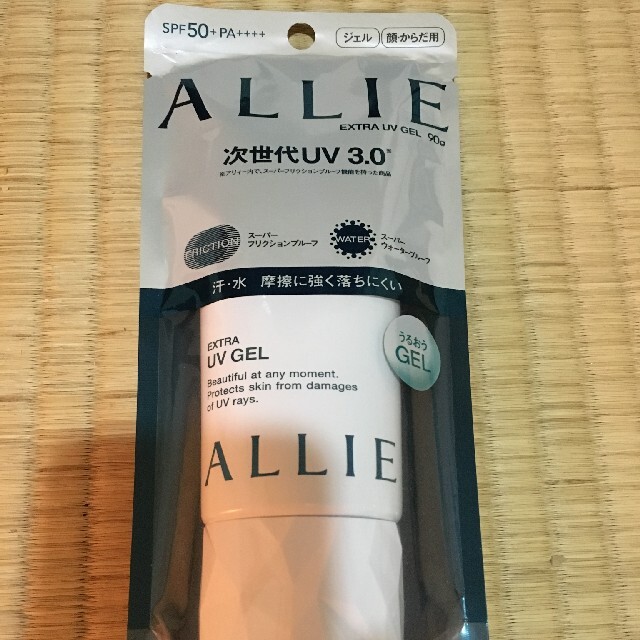 ALLIE(アリィー)のアリィー　エクストラUV ジェルN(90g)　日焼け止め コスメ/美容のボディケア(日焼け止め/サンオイル)の商品写真