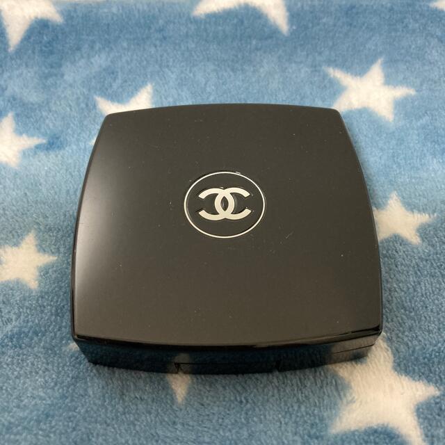 CHANEL(シャネル)のCHANEL  アイシャドウ　96 コスメ/美容のベースメイク/化粧品(アイシャドウ)の商品写真