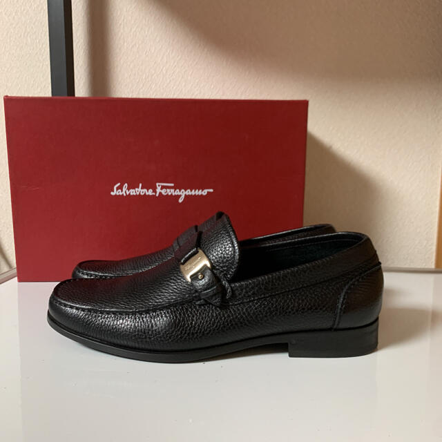 Salvatore Ferragamo(サルヴァトーレフェラガモ)の新品 Salvatore Ferragamo フェラガモ ドレスシューズ ヴァラ メンズの靴/シューズ(ドレス/ビジネス)の商品写真