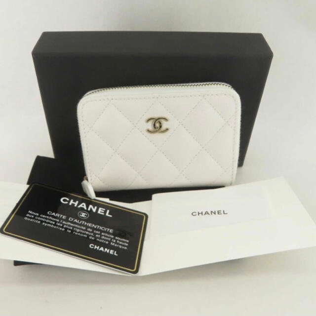 CHANEL シャネル　ラウンドカードケース　美品　２８番台キャビアスキン