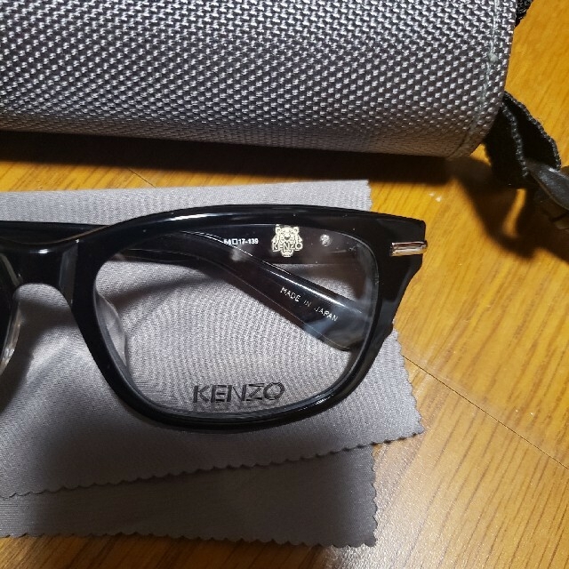 KENZO　ケンゾー　メガネ　サングラス定価約30000円