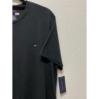 トミーヒルフィガー(TOMMY HILFIGER)の【新品】Tommy トミーフィルフィガー　M 黒　半袖　tシャツ ブランド　人気(Tシャツ/カットソー(半袖/袖なし))