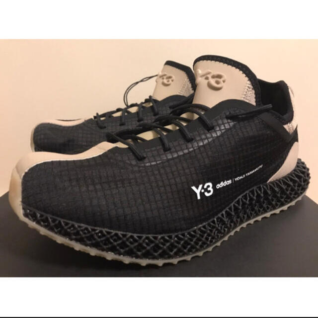 Y-3(ワイスリー)のY-3 RUNNER 4D IO メンズの靴/シューズ(スニーカー)の商品写真