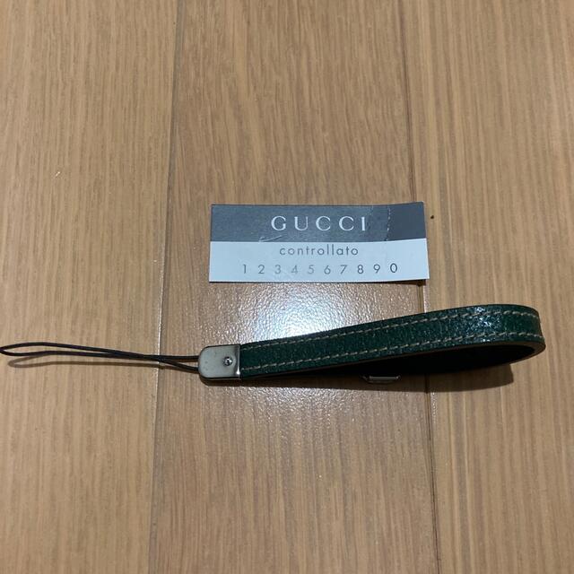 Gucci(グッチ)のGUCCI  グッチ　ストラップ　グリーン スマホ/家電/カメラのスマホアクセサリー(ストラップ/イヤホンジャック)の商品写真