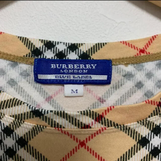 BURBERRY BLUE LABEL(バーバリーブルーレーベル)のバーバリーブルーレーベル　ノバチェック　半袖　Tシャツ レディースのトップス(Tシャツ(半袖/袖なし))の商品写真