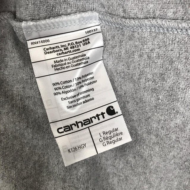 carhartt(カーハート)の新品　未使用品　カーハート  ワンポイント　無地　ポケット　ロンtee メンズのトップス(Tシャツ/カットソー(七分/長袖))の商品写真