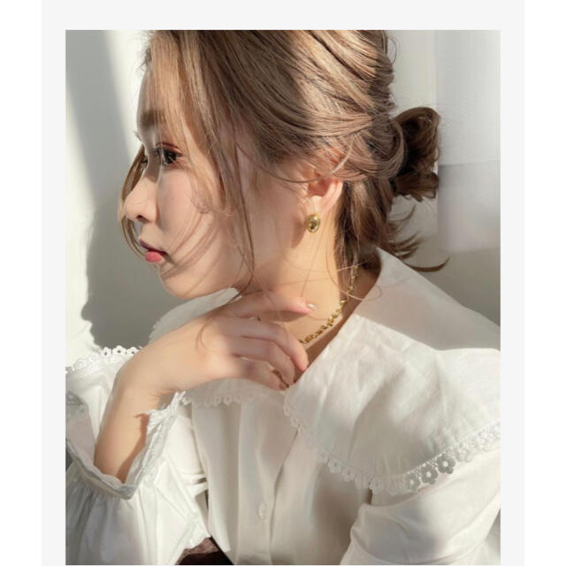 ZARA(ザラ)のfrill collar blouse lilou レディースのトップス(シャツ/ブラウス(長袖/七分))の商品写真