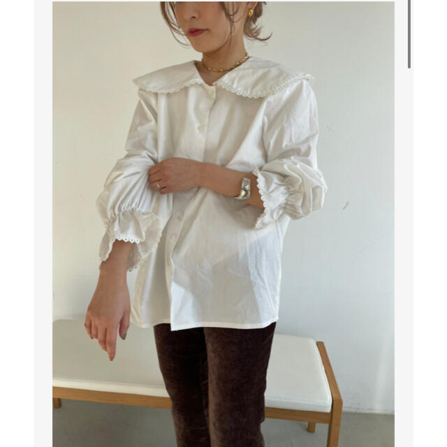 ZARA(ザラ)のfrill collar blouse lilou レディースのトップス(シャツ/ブラウス(長袖/七分))の商品写真