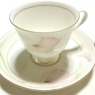 ハナエモリ(HANAE MORI)の★オスカー様★    MORI HANAE ペアカップ＆ソーサー 新品未使用品！(食器)