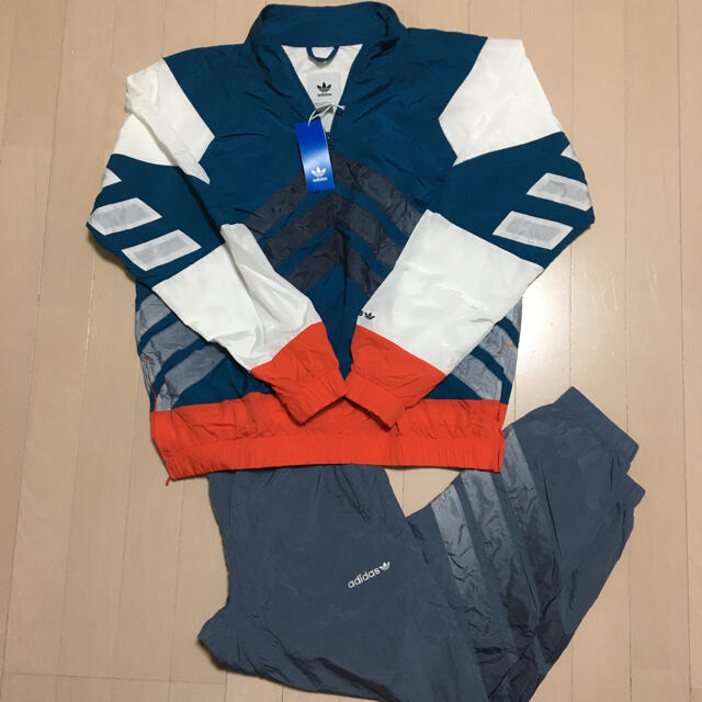 【内祝い】
adidas - ナイロン ジャージ セットアップ 未使用 adidas ジャージ 【内祝い】
adidas - ナイロン ジャージ セットアップ 未使用 adidas ジャージ