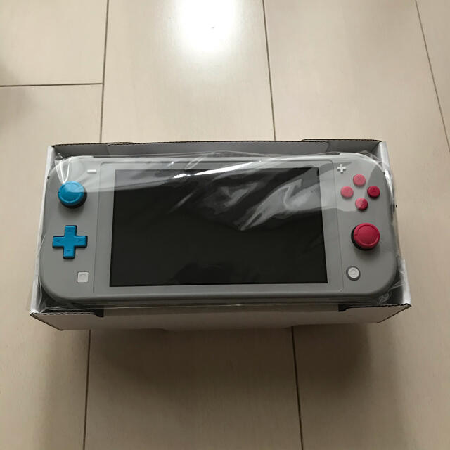 Nintendo Switch Lite ザシアン・ザマゼンタ