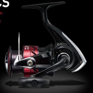 ダイワ(DAIWA)のダイワ SWEEPFIRE 4000 スピニングリール 日本未発売 海外モデル(リール)